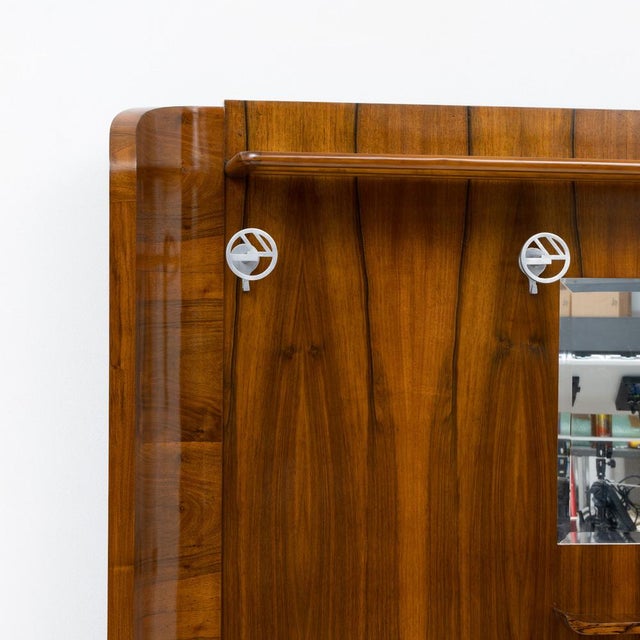 Italian Art Deco Walnut Entry Hall Stand with Integrated Umbrella Holder, 1930 For Sale - Image 3 of 10