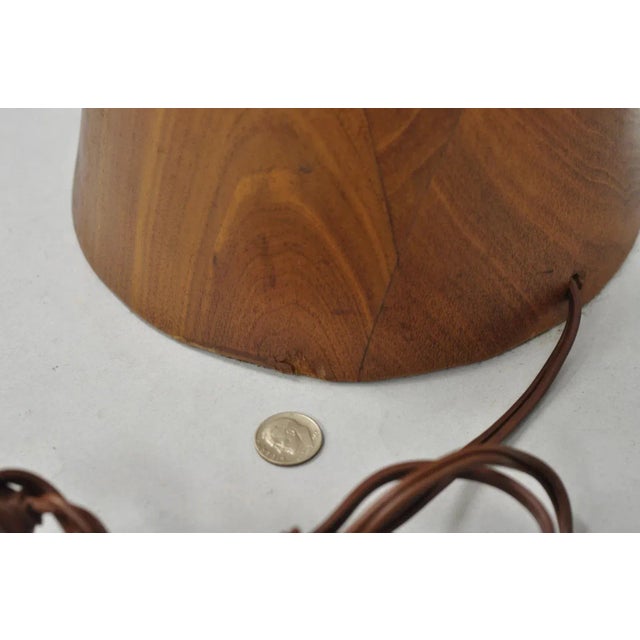 Vintage Mid Century Modern Sculptural Walnut Table Lamp by Modernera MFG Co For Sale - Image 10 of 13