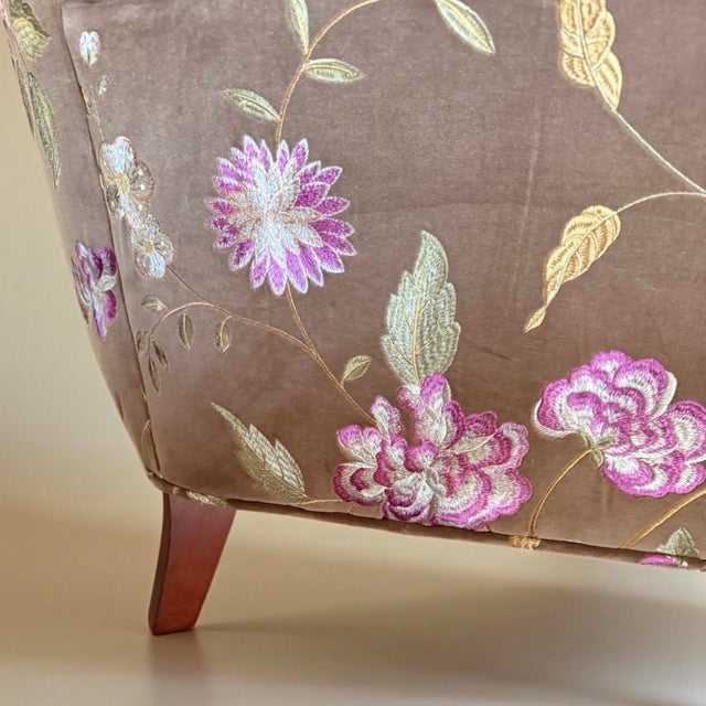 English Vintage Custom Traditional English Cottage French Import Floral Velvet Armchair For Sale - Image 3 of 6