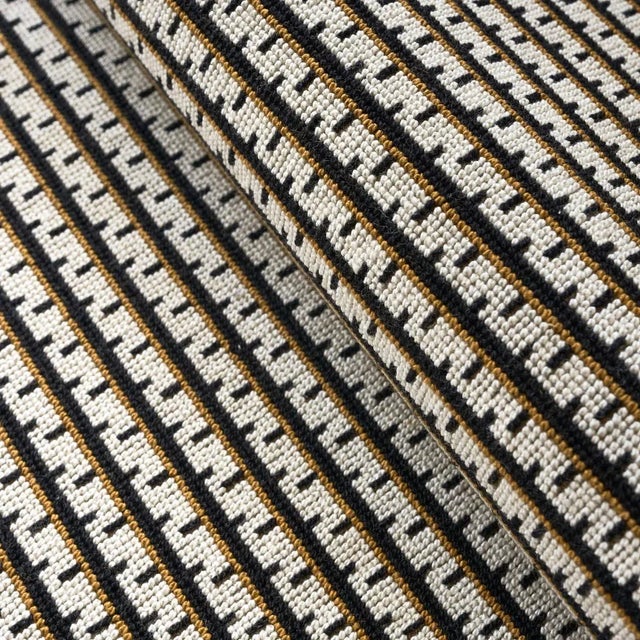 Schumacher Sample - Schumacher x Stephanie Seal Brown Struktur Epingle Fabric in Moonstone For Sale - Image 4 of 4