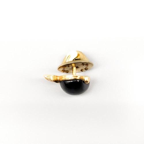 Brooch, Gold, 18K, 3.51g (Of which precious metal: approx. 2g), Length: 16mm, Width: 14mm, Good condition. This piece has...