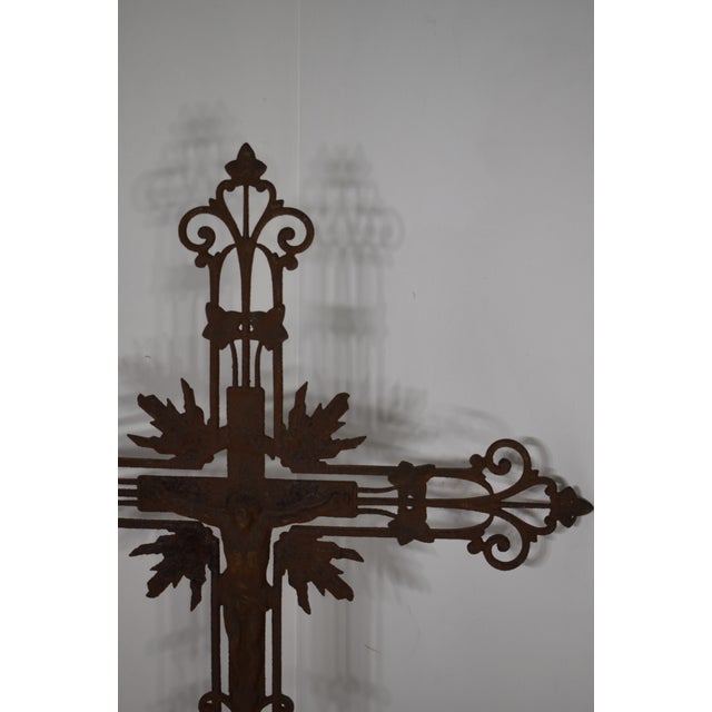 Late 19th Century 19th-Century French Cast Iron Cross W/Tips For Sale - Image 5 of 6