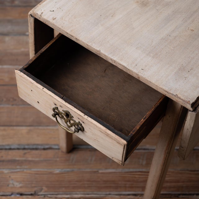 Tan Bleached Chippendale Pembroke Table, c.1770 For Sale - Image 8 of 9