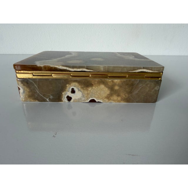 Brown 1960’s Italian Vintage Agate Stone Jewelry Box With Gilt Brass Hardware For Sale - Image 8 of 10