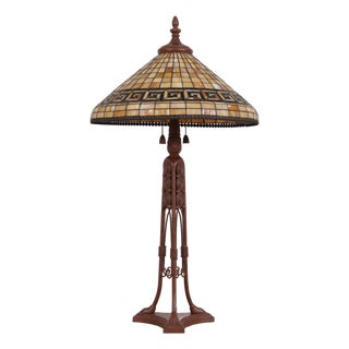1990s Quoizel Tiffany Greek Key Leaded Glass Table Lamp For Sale