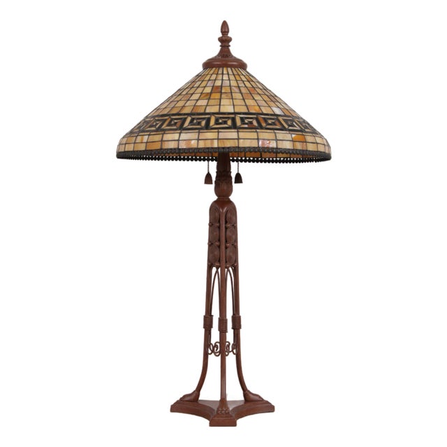 1990s Quoizel Tiffany Greek Key Leaded Glass Table Lamp For Sale