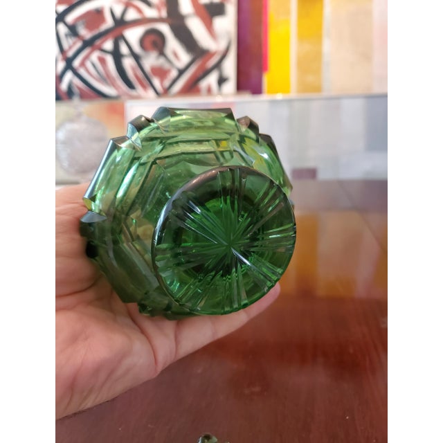 1940s Vintage Mid Century Modern Emerald Green Perfume Bottle For Sale - Image 5 of 6