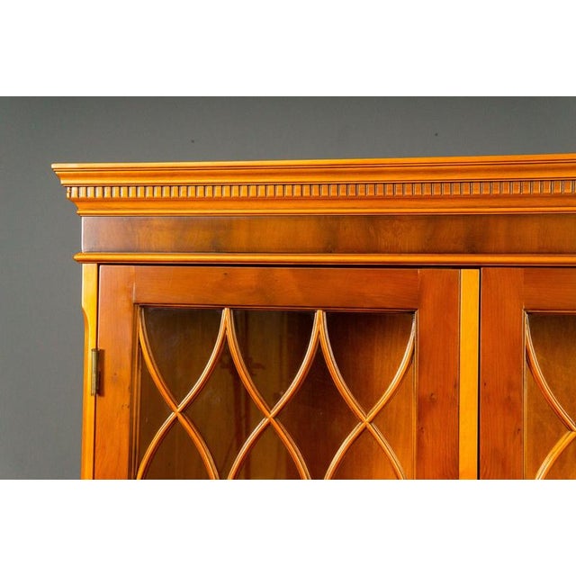 English Style Bookcase in Wood For Sale - Image 14 of 18