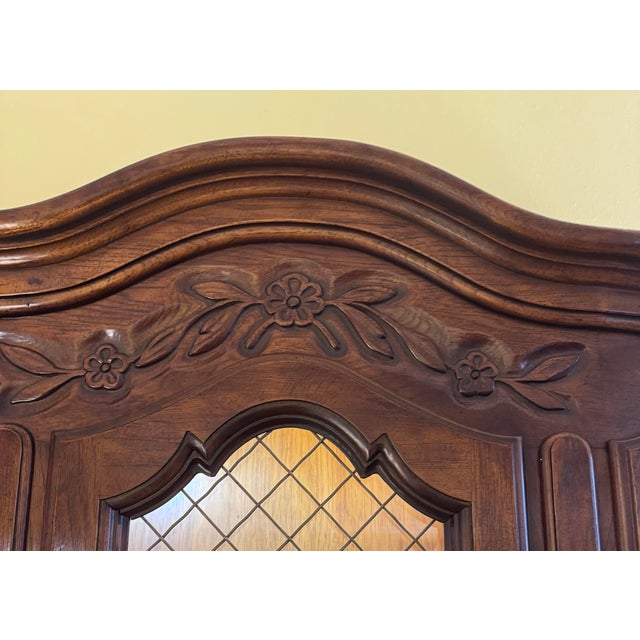 Drexel 1970s Drexel Touraine II Pecan French Country Lighted China Cabinet For Sale - Image 4 of 12