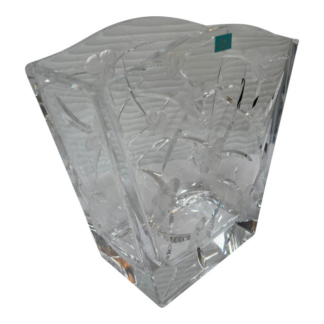 Hoya Purple Dew Iris Relief Crystal Vase With Box For Sale