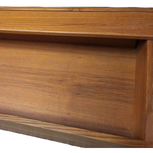 Mid-Century Modern Long Danish Floating Teak Sideboard with Lights, 1960s For Sale - Image 3 of 12