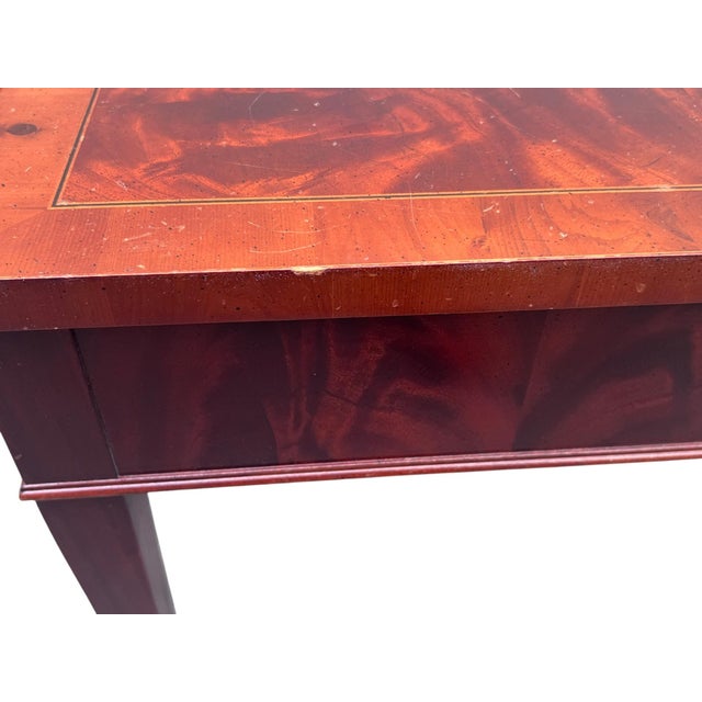 Late 20th Century Hekman Crotch Mahogany Side Table For Sale - Image 15 of 18