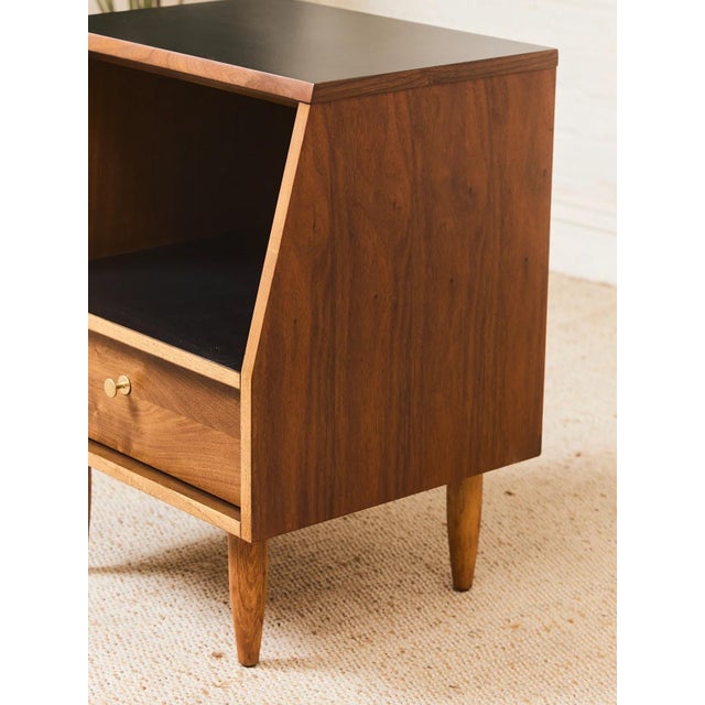 Brown Mid 20th Century Restored Pair of Nightstands, Pair For Sale - Image 8 of 10