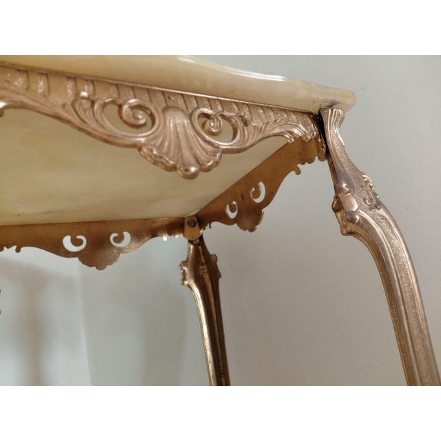 1980s Golden Onyx Coffee Table, 1980s For Sale - Image 5 of 7