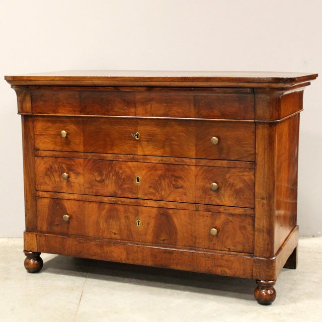 Antique Italian Chest of Drawers in Walnut For Sale - Image 12 of 12