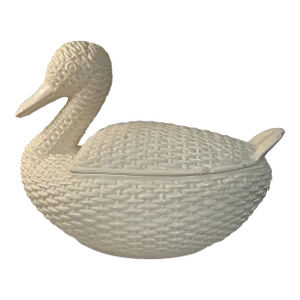 Cottage Chic White Wicker Ceramic Goose Tureen With Lid