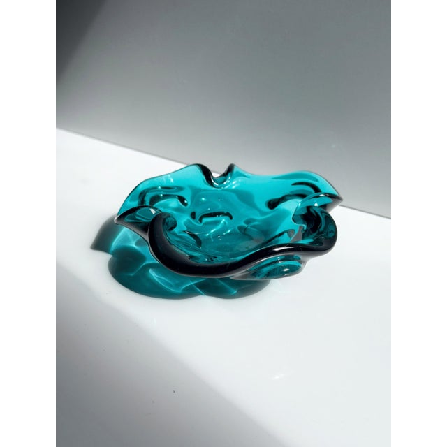 Mid-Century Modern Murano Ashtray in Teal, 1960s, in Very Good conditions. Designed 1960 to 1969