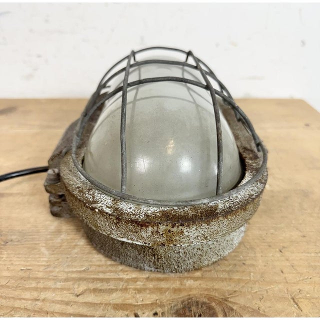 Industrial Grey Rusty Cast Iron Wall Light from Elektrosvit, 1960s For Sale - Image 11 of 16