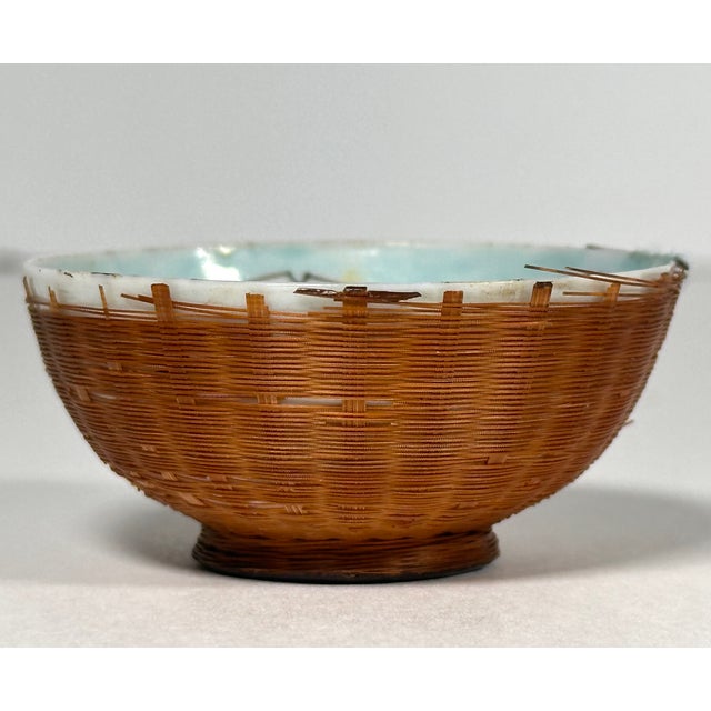 Early 20th Century Japanese Porcelain Geisha Girl Sakazuki in Woven Bamboo For Sale - Image 4 of 10
