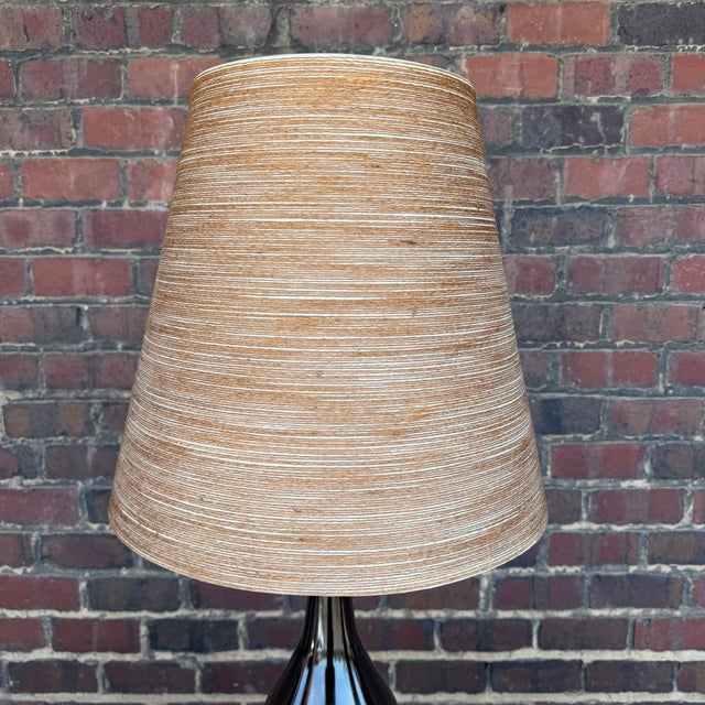 Brown 1960s Mid-Century Modern Lotte and Gunnar Bostlund Danish Brown Ceramic Table Lamp For Sale - Image 8 of 12