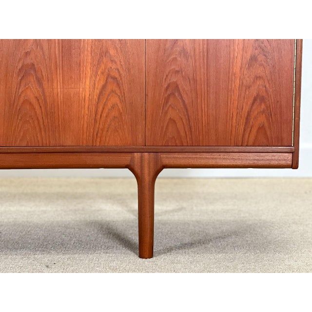 Vintage Sideboard by Tom Robertson for McIntosh, 1960s For Sale - Image 12 of 18