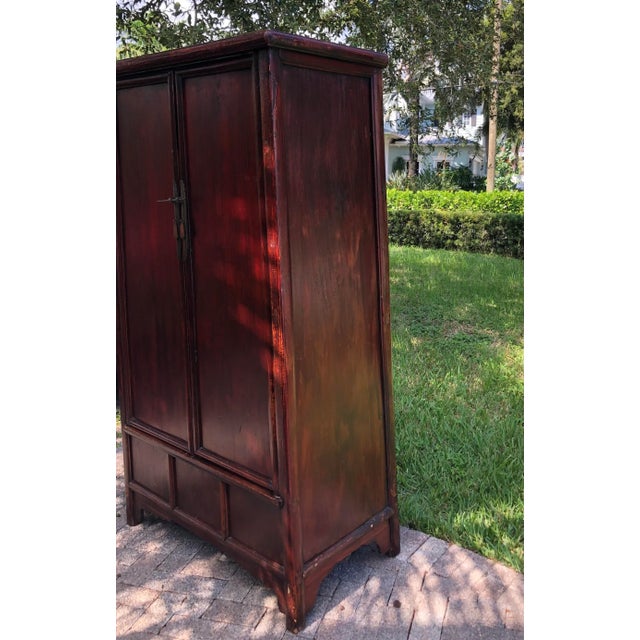 Late 19th Century Antique Chinese Chinoiserie Red Lacquer Armoire Cabinet For Sale - Image 5 of 13