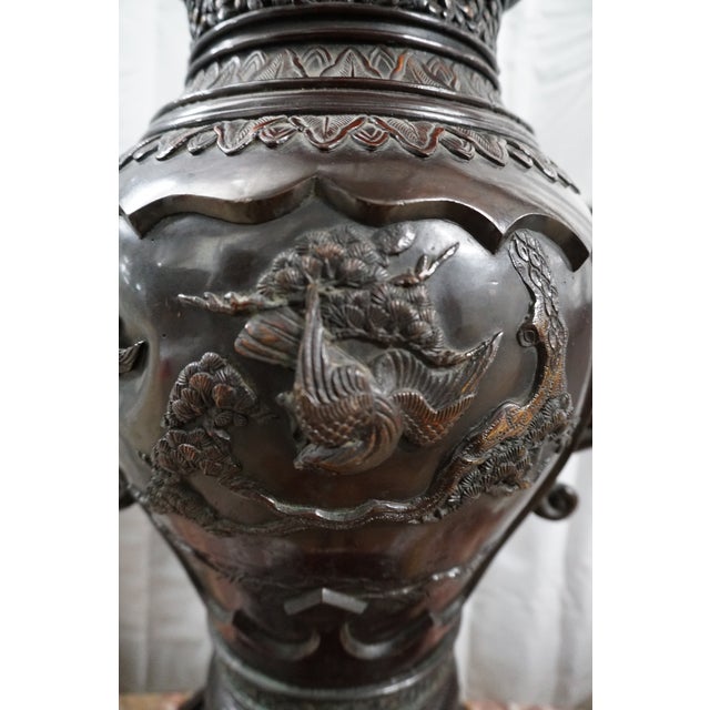 Monumental Japanese Patinated Bronze Crane Floor Vase With Shishi Lion Handles | Meiji Style For Sale - Image 4 of 12