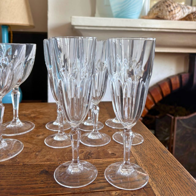 1950s Vintage Hand-Blown Crystal Service from Cristallerie De Lorraine, 1950, Set of 38 For Sale - Image 5 of 8