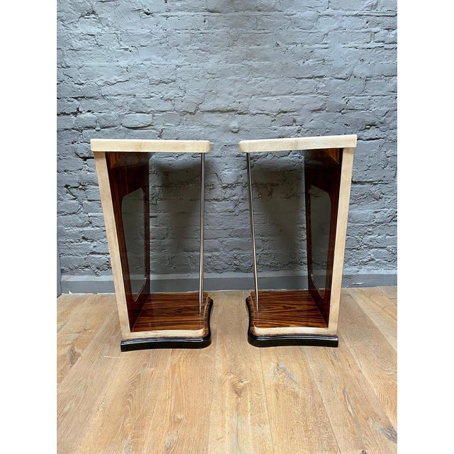 Italian Mirrored and Lacquered Goatskin Console Tables, 1950, Set of 2 For Sale - Image 11 of 17