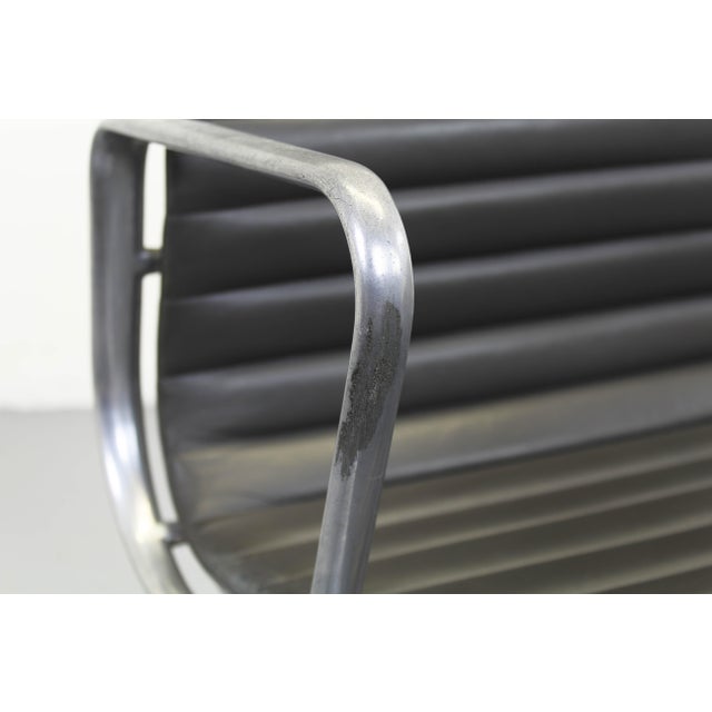 EA117 Office Chair by Charles & Ray Eames for Herman Miller, 1980s For Sale - Image 11 of 16