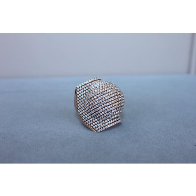 18 Karat Rose Gold 5.20 ctw G/VS Quality Grade Diamonds Size 7.25 35.73 Grams Excellent, High-Quality Italian...