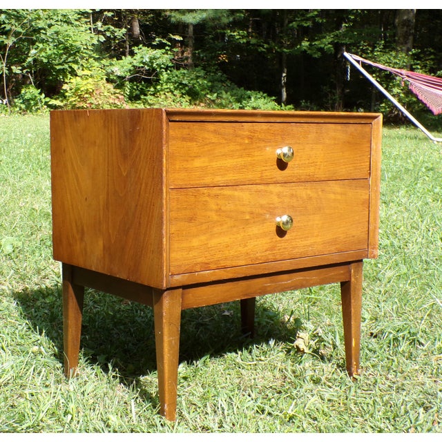 Brown Vintage Mid Century American of Martinsville Harmony House Nightstand End Table For Sale - Image 8 of 14
