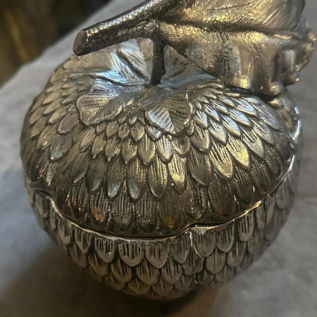 Mauro Manetti An Elegant 1970s Modern Pewter Ice Bucket Made in Italy by Mauro Manetti For Sale - Image 4 of 14