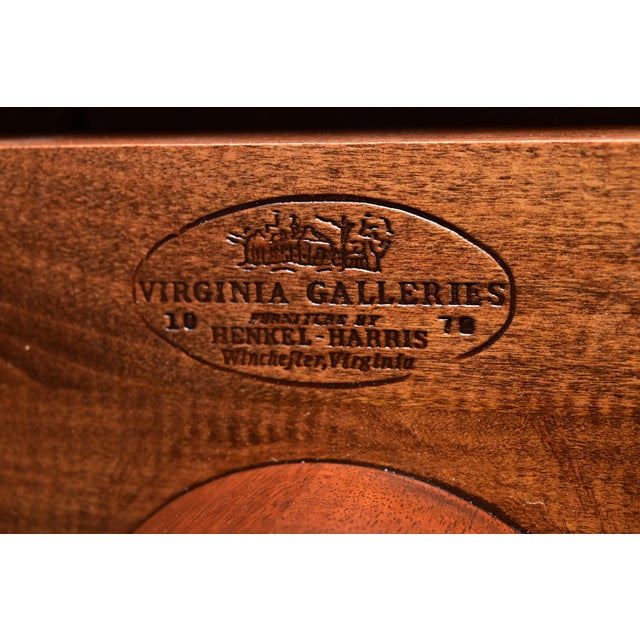 Henkel Harris Georgian Banded Mahogany Double Pedestal Extension Dining Table, Newly Refinished For Sale - Image 13 of 14