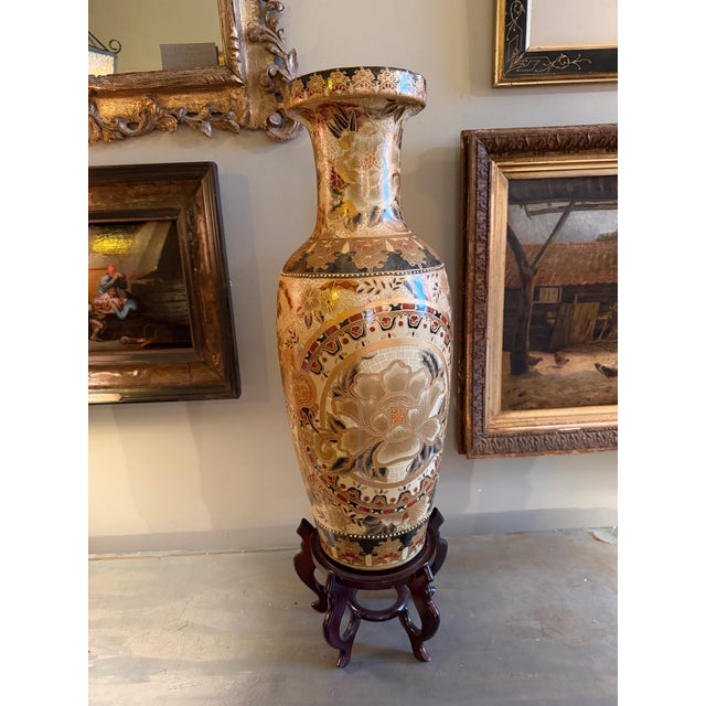 Vintage Chinese Satsuma Style 23.5" Porcelain Vase on Stand For Sale - Image 4 of 12