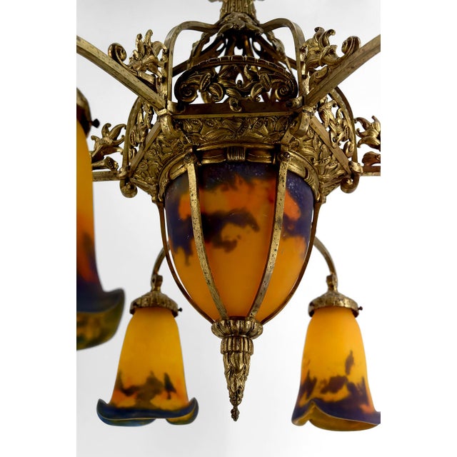 Art Deco Gilded Bronze and Blown Glass Chandelier from Muller Frères Lunéville, France, 1920s For Sale - Image 6 of 17