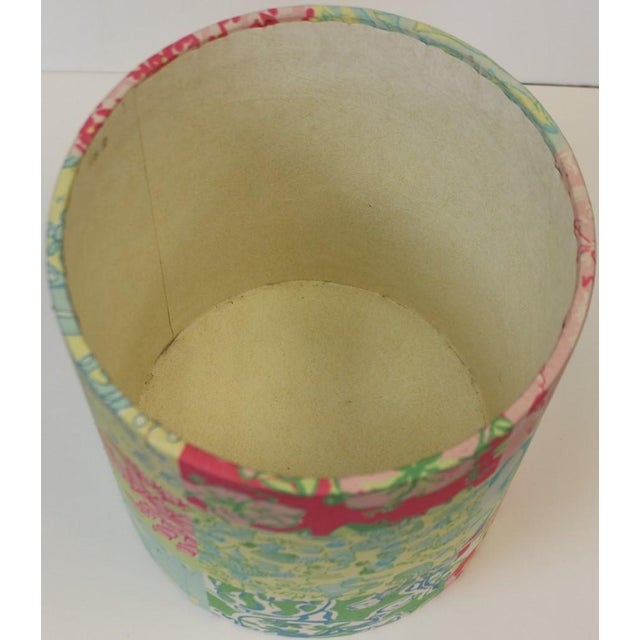 Excellent Condition Sz: 11"H x 9"D Stylish accent piece for your beach house