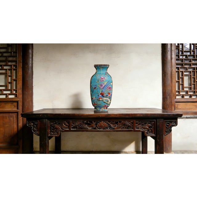 "W-12cm,H-25.5cm Experience the beauty and elegance of Chinese history with our Chinese Vintage Porcelain Handcrafted with...
