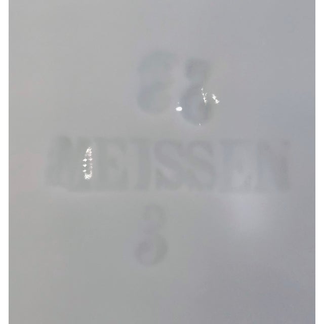 Meissen Blue Onion Oval Plates Set of 3 – Antique German Porcelain, Embossed “Meissen” & Oval Backstamp For Sale - Image 10 of 11