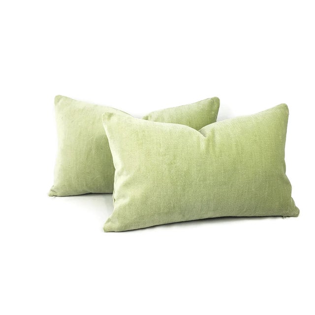 The Glant Textiles SYMPHONY VELVET in Leaf color is a stunning, vibrant shade of apple green. It's a bright and cheerful...