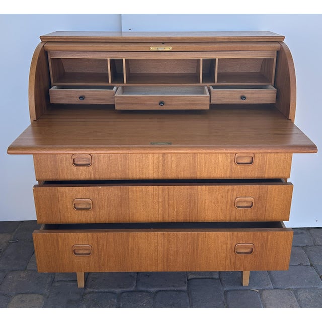 Egon Ostergaard Vintage 1960s Egon Ostregaard Danish Teak Rolltop Secretary Desk / Dresser For Sale - Image 4 of 14