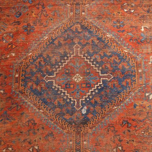 Shiraz Rug in Wool For Sale - Image 4 of 9