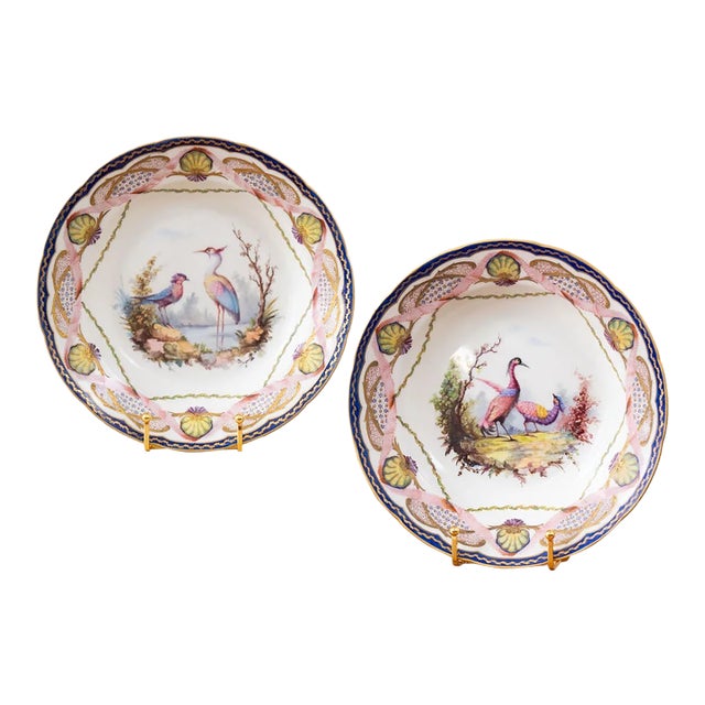Pair of 18th Century French Sèvres Hand Painted Bowls For Sale