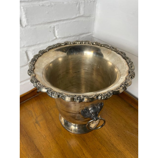 Vintage Stunning Leonard Regency Style Silver Plated Lion Head Fluted Champagne Ice Bucket For Sale In Pittsburgh - Image 6 of 10