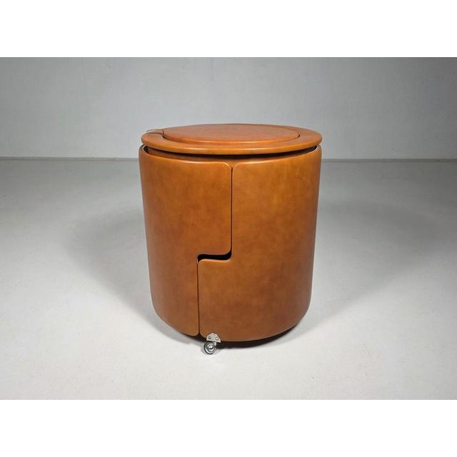 Poltrona Frau Dilly Dally Vanity set by Luigi Massoni for Poltrona Frau, 1968, Set of 2 For Sale - Image 4 of 10