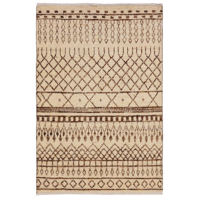 Moroccan Trellis Beige/Brown Wool Rug - 5'1'' X 8'1'' For Sale - Image 10 of 10