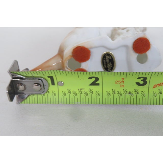 Bone China Taiwan Tabby Cat Chasing Mouse Up a Tree Stump Ceramic Figurine 4964b For Sale - Image 12 of 14