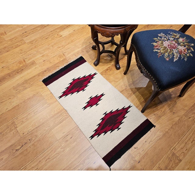 Off-white Vintage Native American Navajo Rug, Handwoven Wool, Medallion Pattern, 2x3 For Sale - Image 8 of 12