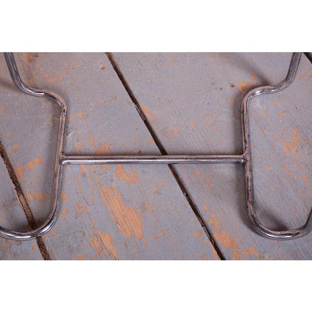 Bauhaus Czech Side Table in Walnut and Chrome from Mücke Melder, 1930s For Sale - Image 9 of 10