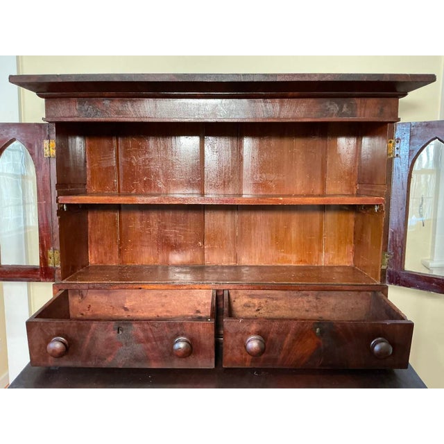 Antique American Federal Style Flame Mahogany Secretary-Bookcase Early 1800 For Sale In New York - Image 6 of 17